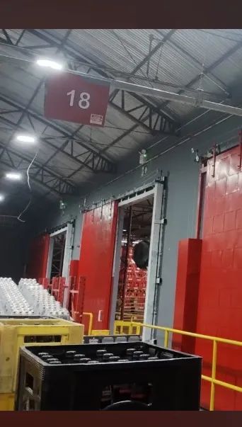 Porta industrial de todos os tamanhos !!
