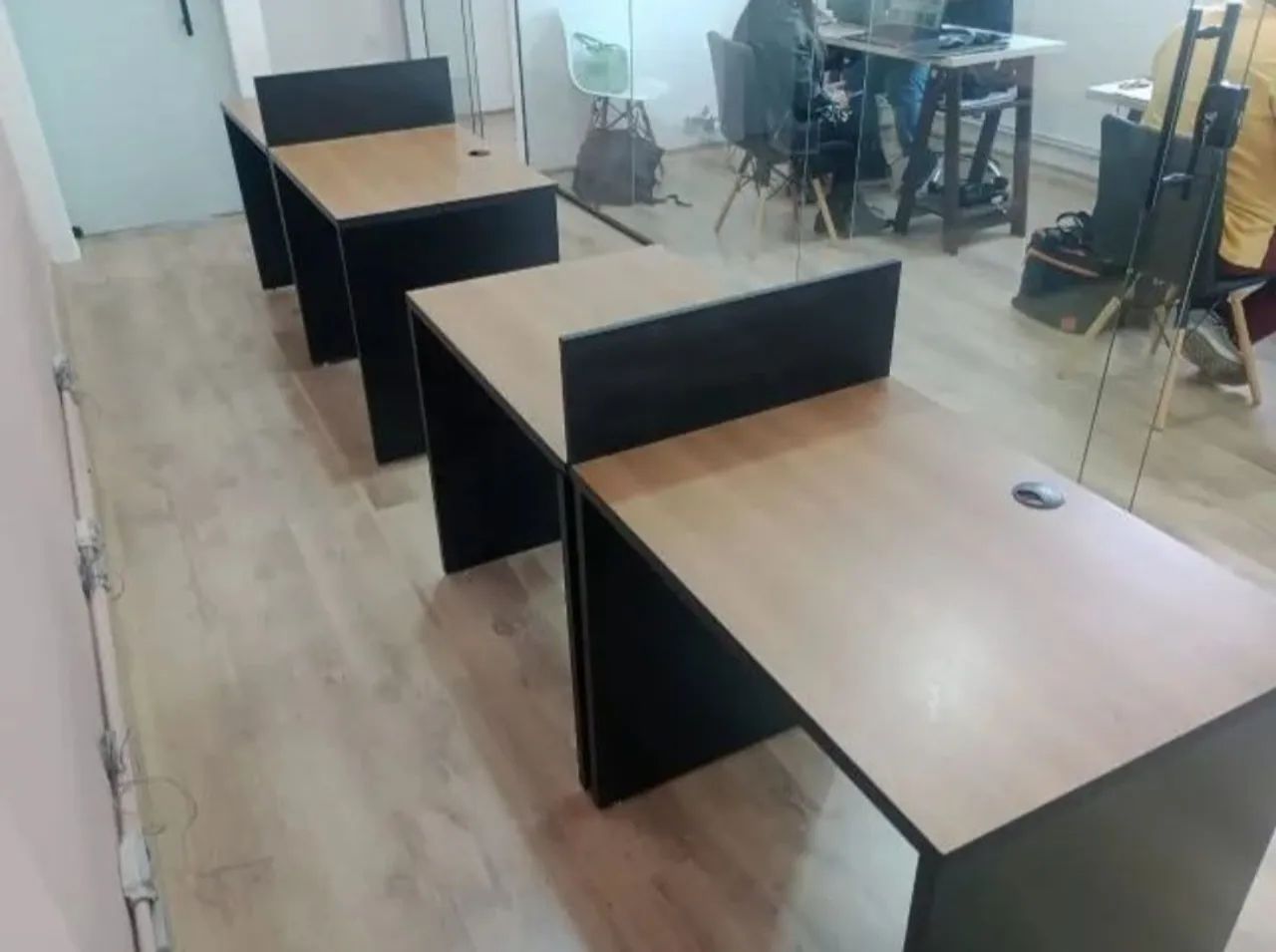 ESTAÇÃO DE TRABALHO DE PAREDE ( PÚBLICO) - Foto 2