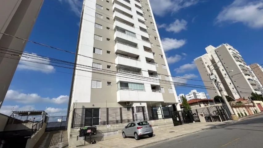 Oportunidade 2 dormitórios sendo 1 suíte Edifício Royale Independência