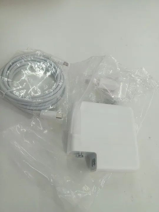 Fonte para Mac 87w tipo c as duas pontas