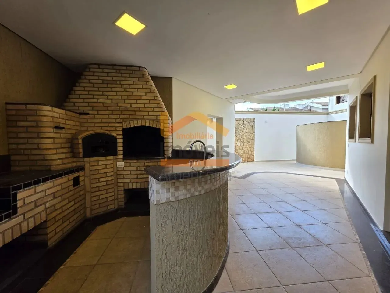 Imperdível: Casa à venda em Americana-SP, Jardim São Paulo, 3 quartos, 3 suítes, 4 salas,