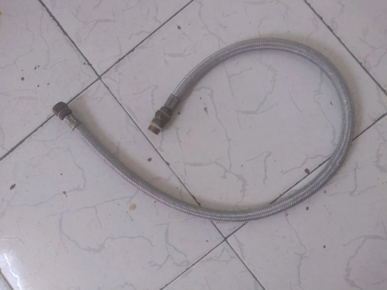 Mangueira flexível para apartamento 