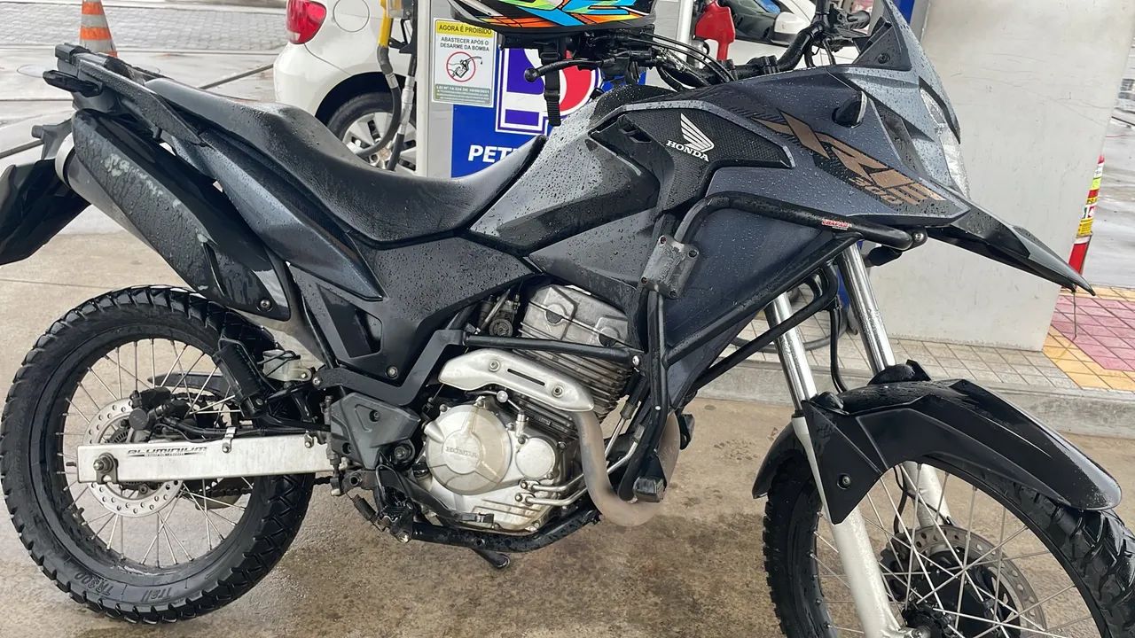XRE 300 abs 