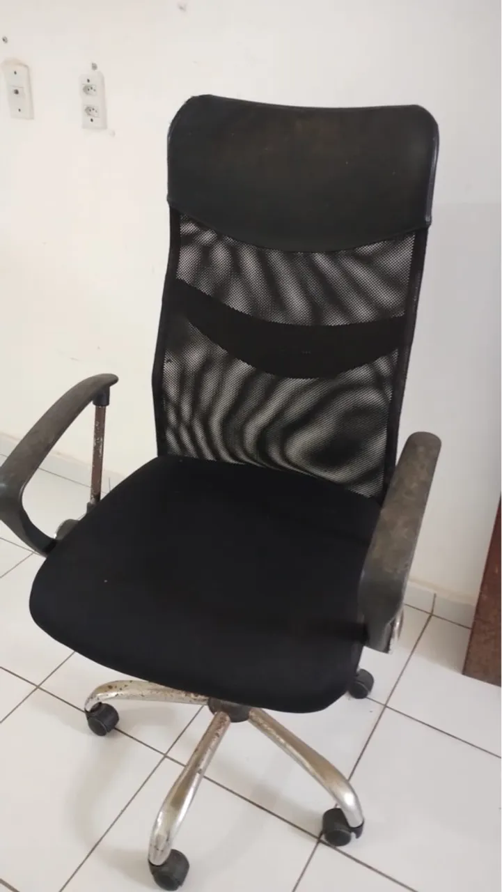 CADEIRA DE ESCRITÓRIO