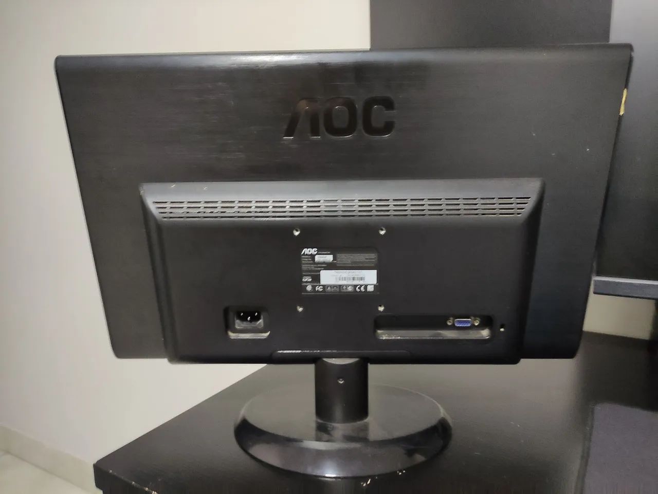 Monitor AOC LED 20" - Foto 2