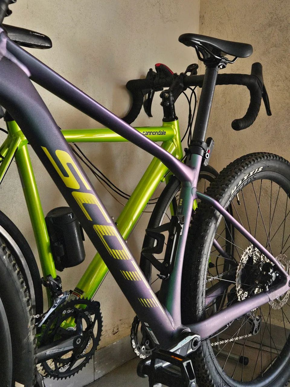 BICICLETA MTB scott aro 29 Tamanho M + capacete scott preto