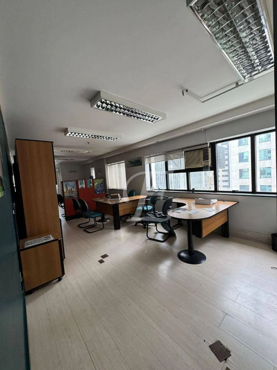 Sala comercial com 1 sala à venda na Rua Joaquim Floriano,871, 50m2, com vaga, Itaim Bibi,