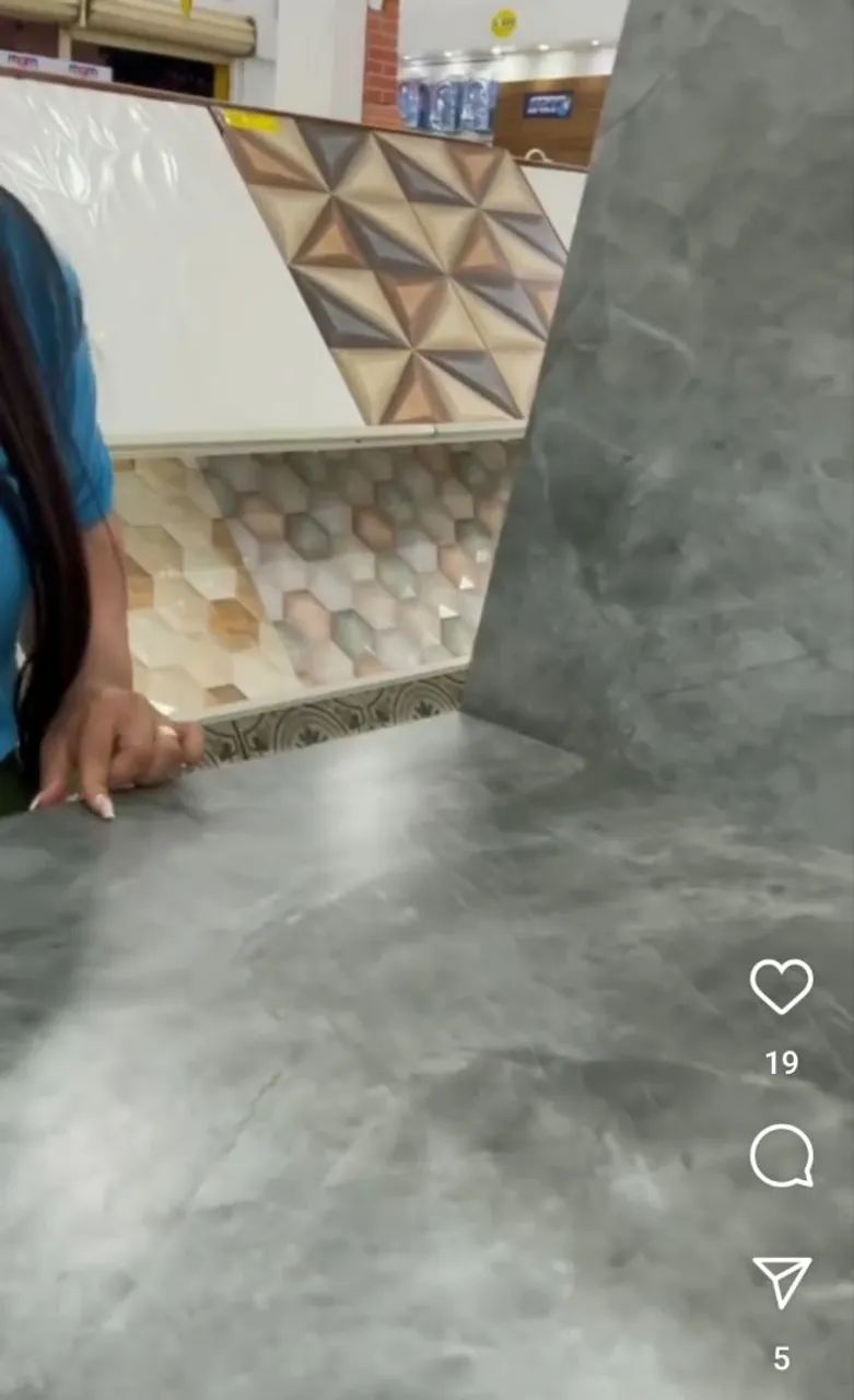Porcelanato Acetinado Delta Pulpis grafite 84x84. Total 64,4m2 - Foto 2