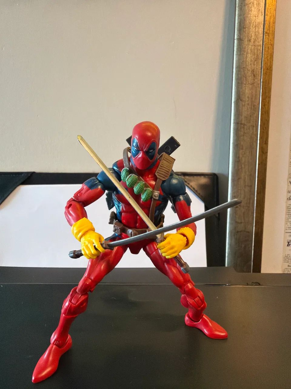 MARVEL LEGENDS DEADPOOL CUSTOM421229991644385283