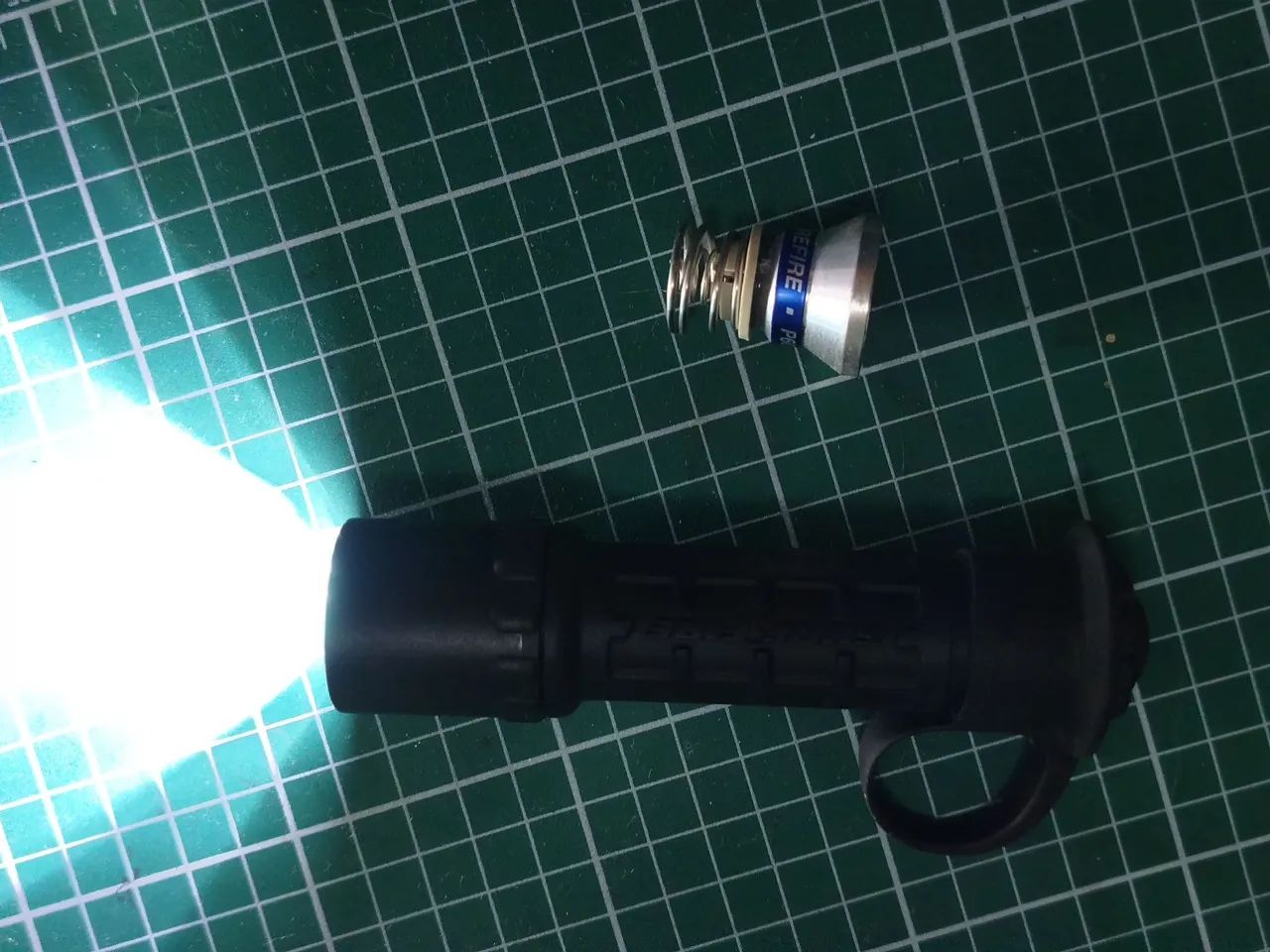 LanternaG2 Surefire nitrolon  - Foto 3