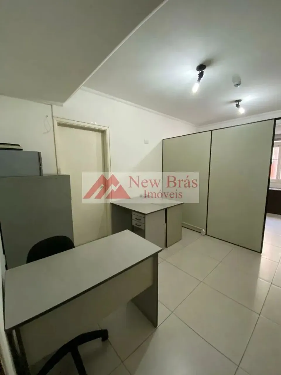 Sala Comercial Econômica para Locação ? Anhangabaú / Centro de SP
