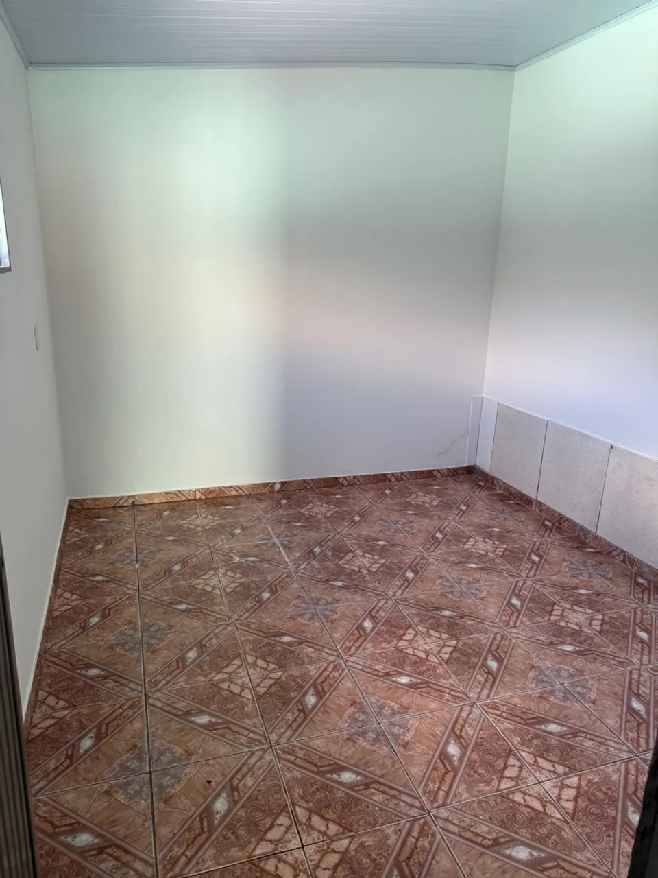 Aluguel de casa de 2 quartos acesso pelo corredor sem garagem  - Foto 5