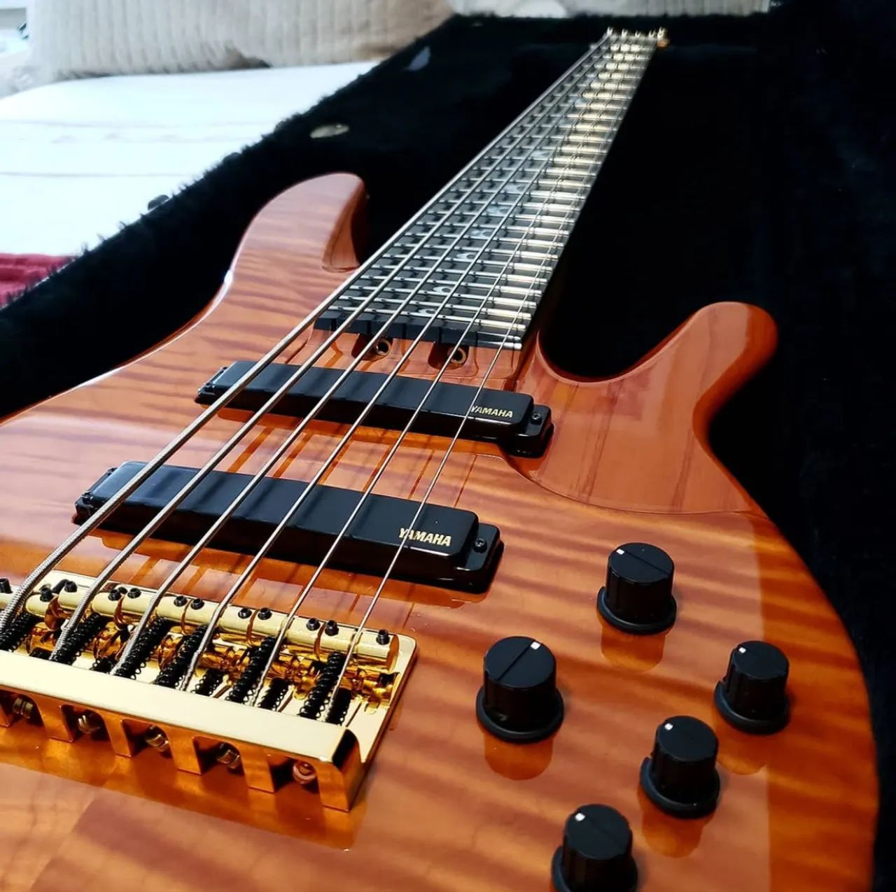 BAIXO YAMAHA TRB JP2 NOVO