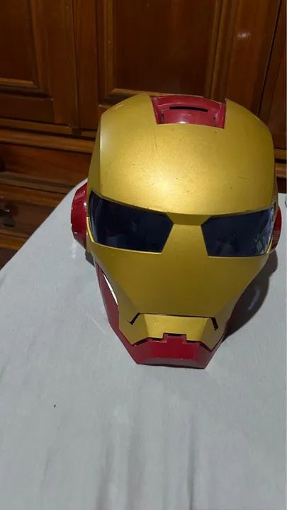 Capacete de plástico - Homem de Ferro