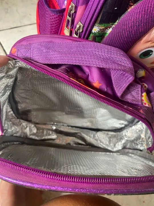 Kit mochila de rodinha masha e o urso - Foto 4