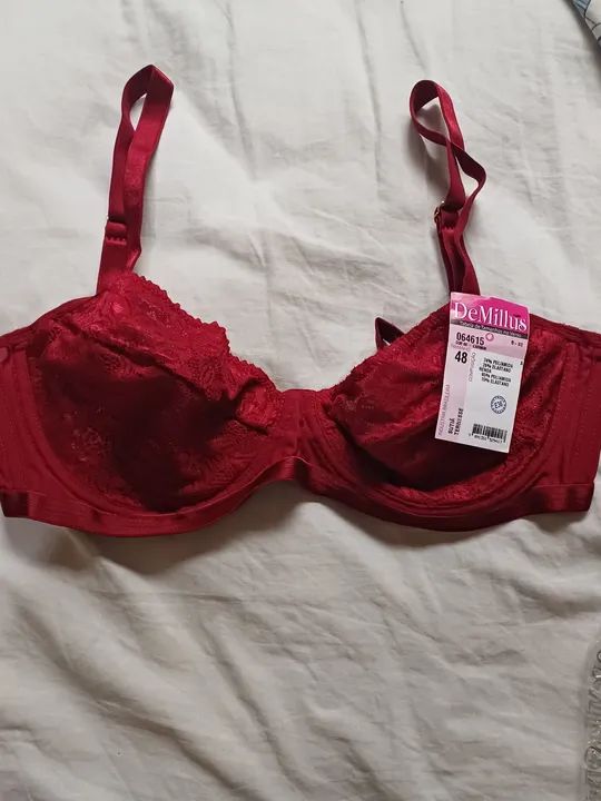 Sutiã rendado vermelho DeMillus