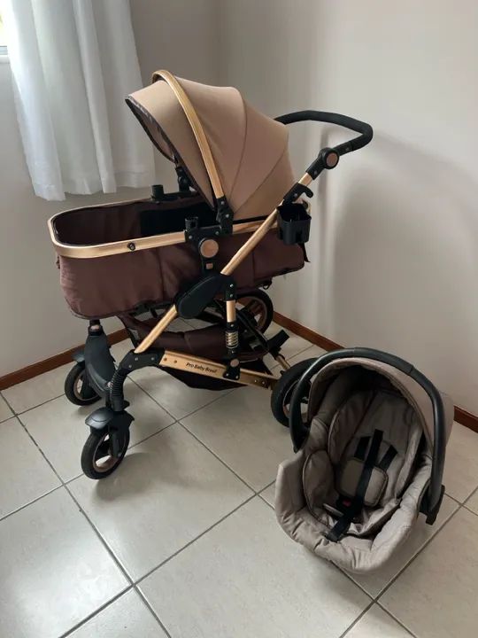 Carrinho de Bebê MARAVILHOSO E IMPECÁVEL com bebê conforto  - Foto 3