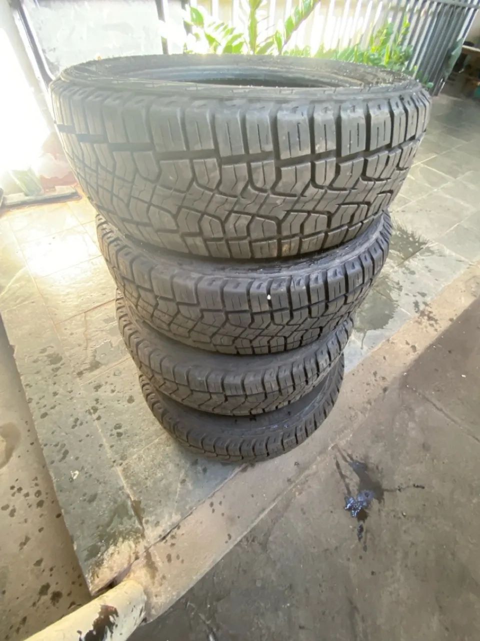 Pneus Pirelli scorpion 205/60 R16  - Foto 2
