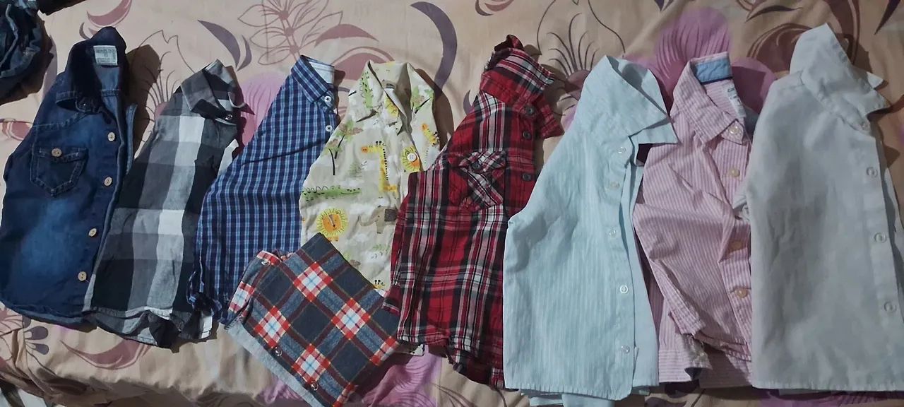 Lote menino 1 ah 2 anos blusas sociais, calças e shrts - Foto 2