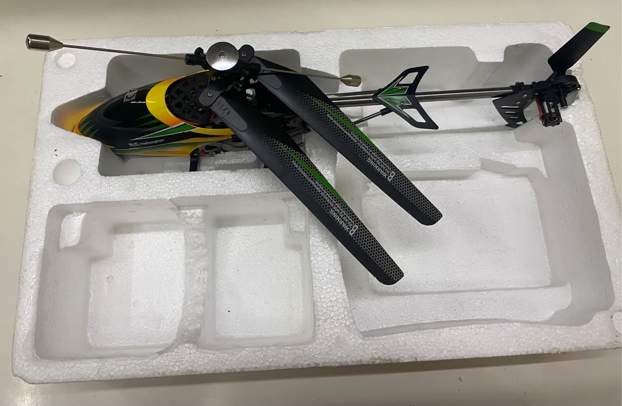 Helicoptero Rc Modelo V912 Wltoys 4 canais