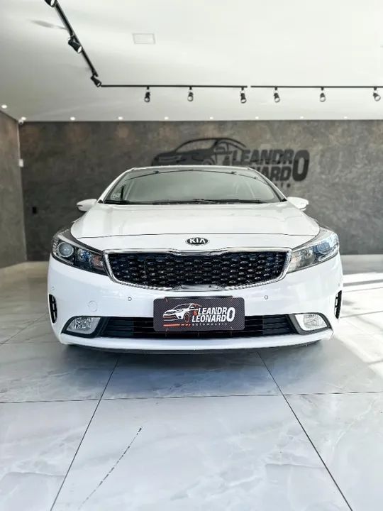 KIA CERATO SX4 - Foto 4