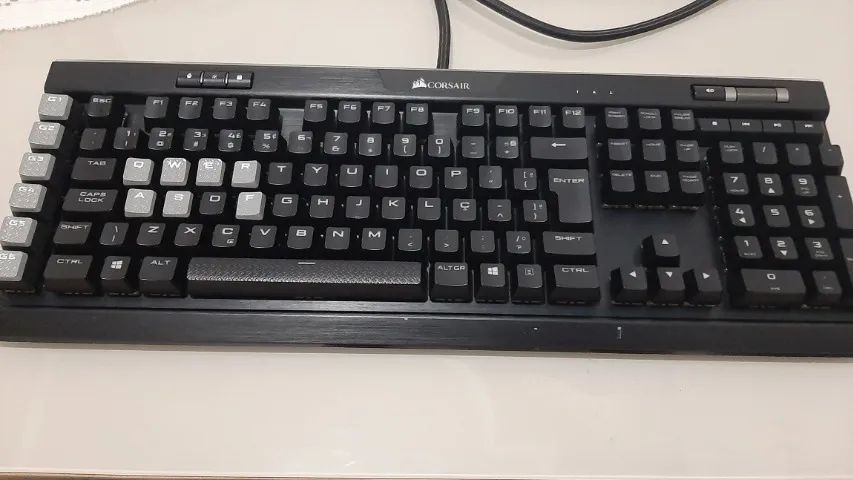 Teclado K95 Corsair Platinum XT64308138604675121