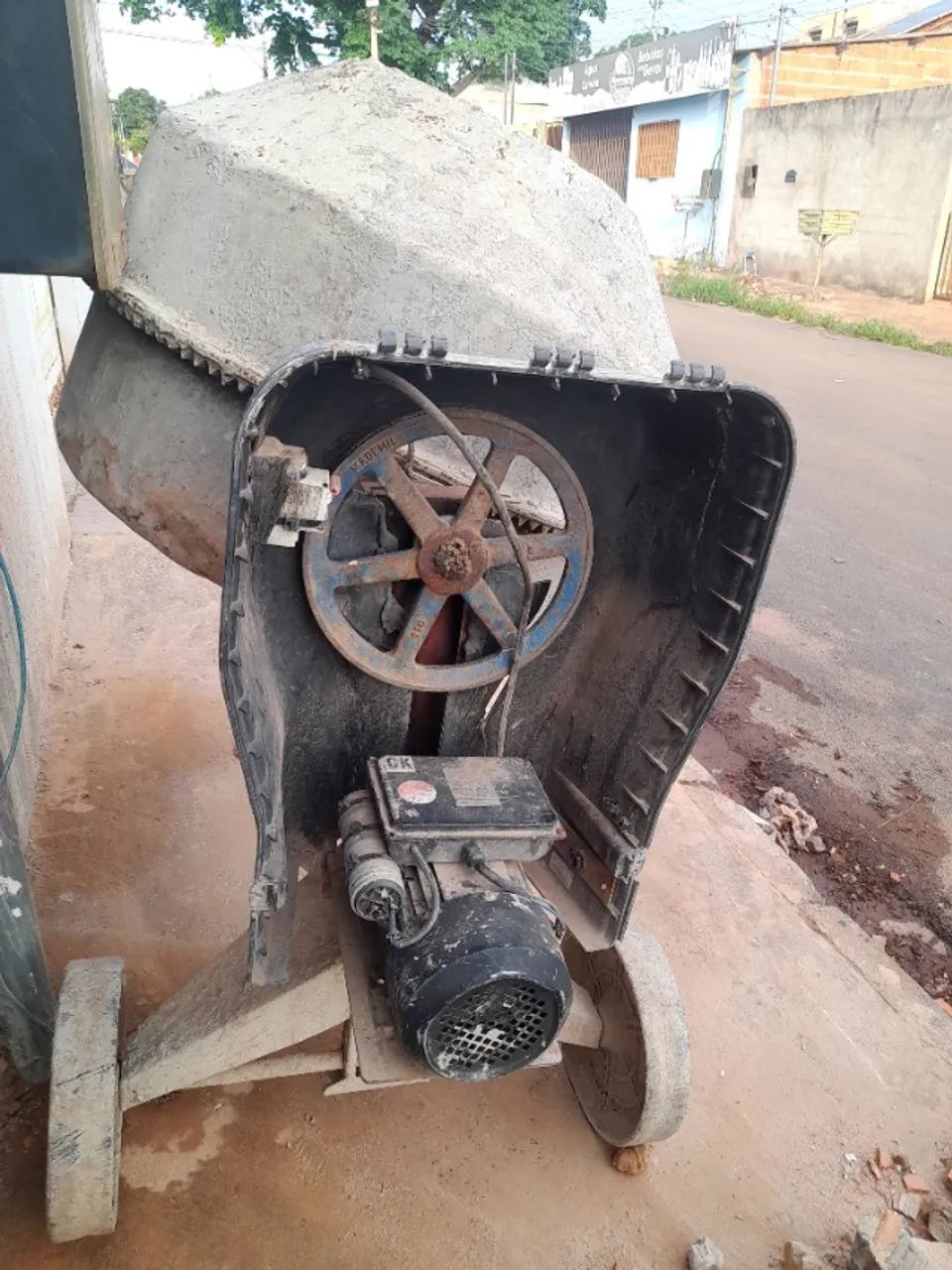 Betoneira usada64198293628035121