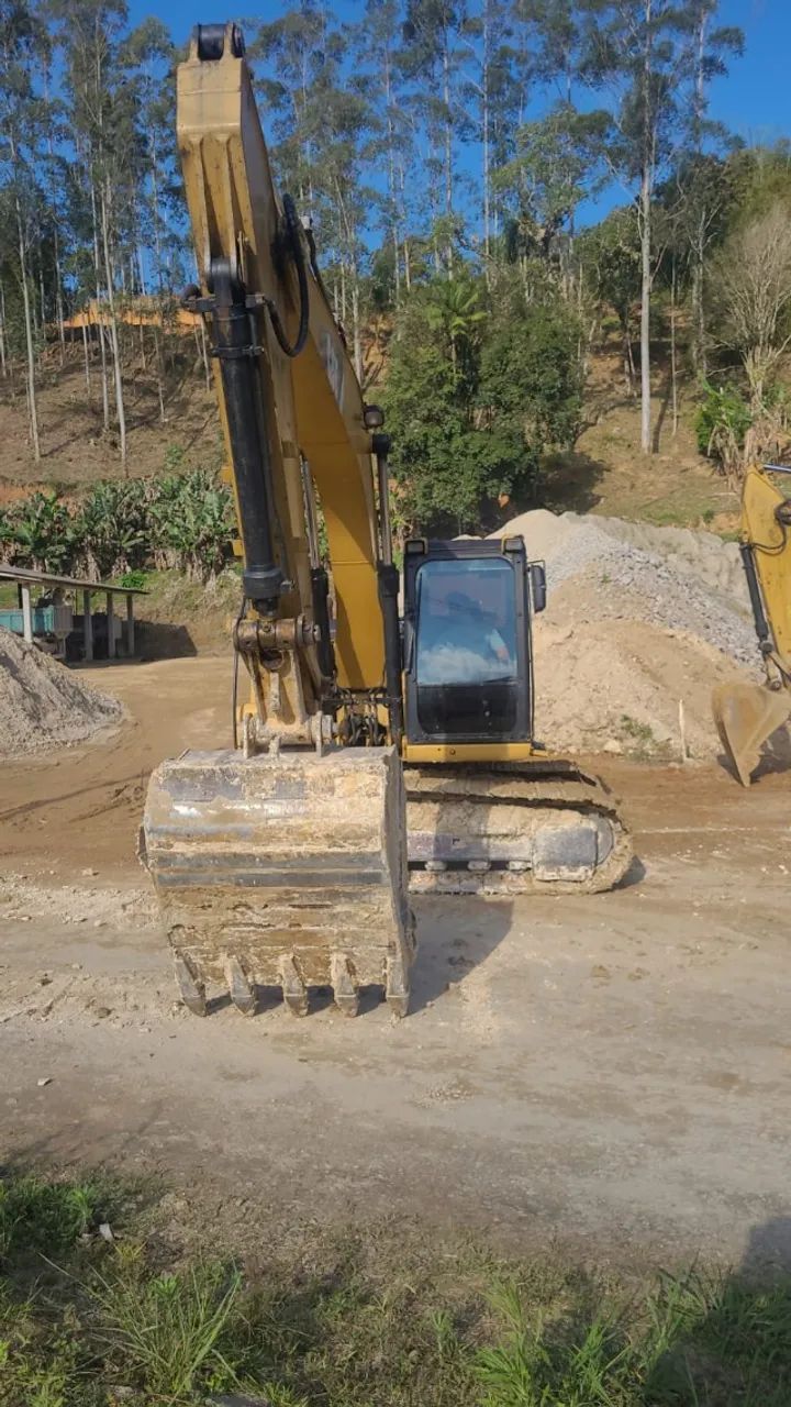 Escavadeira Caterpillar 315D - Foto 2