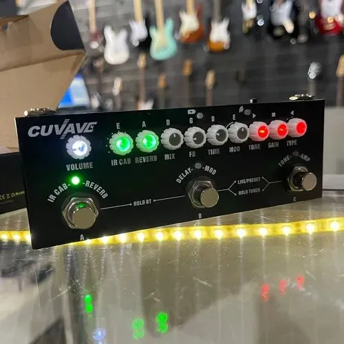 Pedal Multi-Efeitos para Guitarra Cuvave