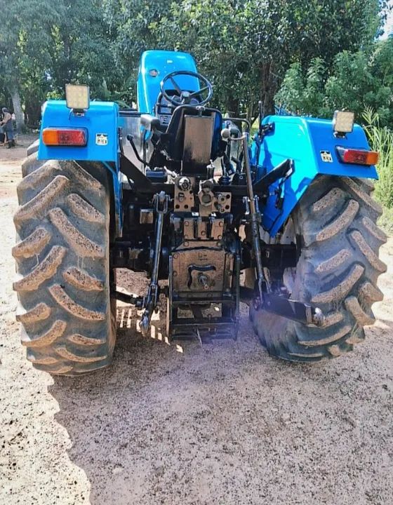 Trator New Holland TL65  - Foto 5