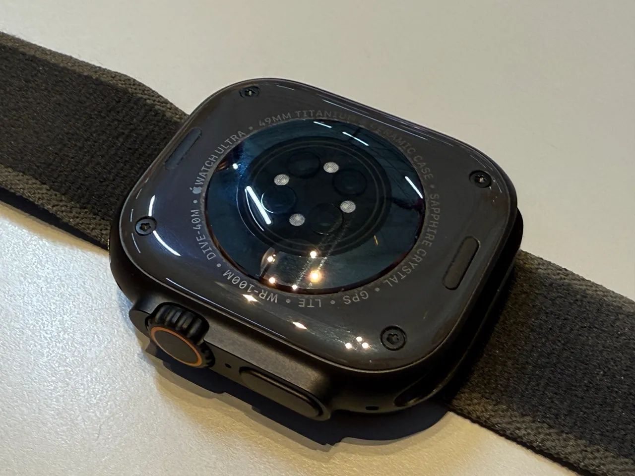 Apple Watch Ultra 2 49mm novíssimo - Foto 2