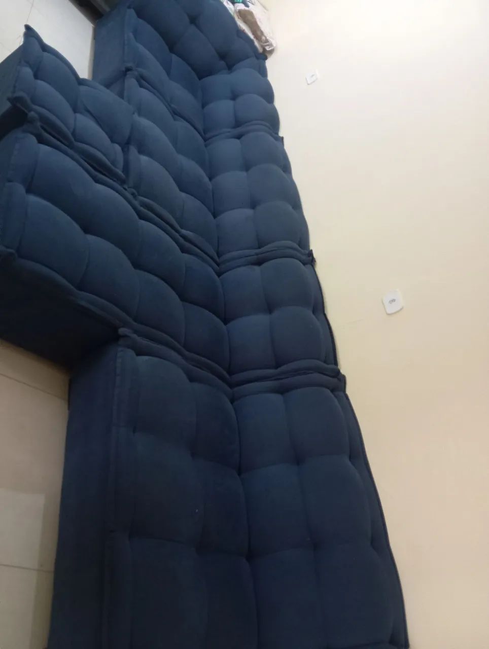 Sofá 64840819121025124