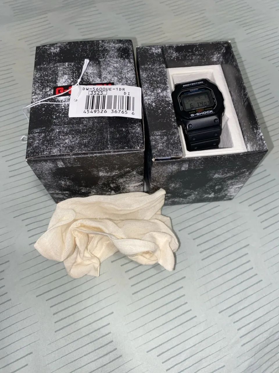 Relógio G-Shock DW-5600UE-1DR - Foto 4