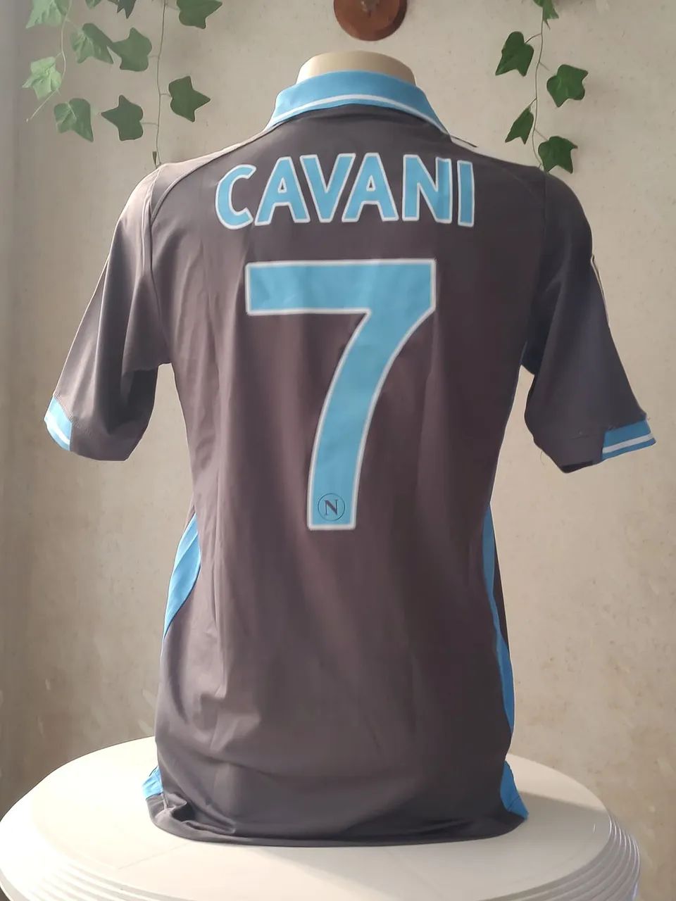 Camisa de Futebol Napoli Macron Uniforme Away Cavani 2011