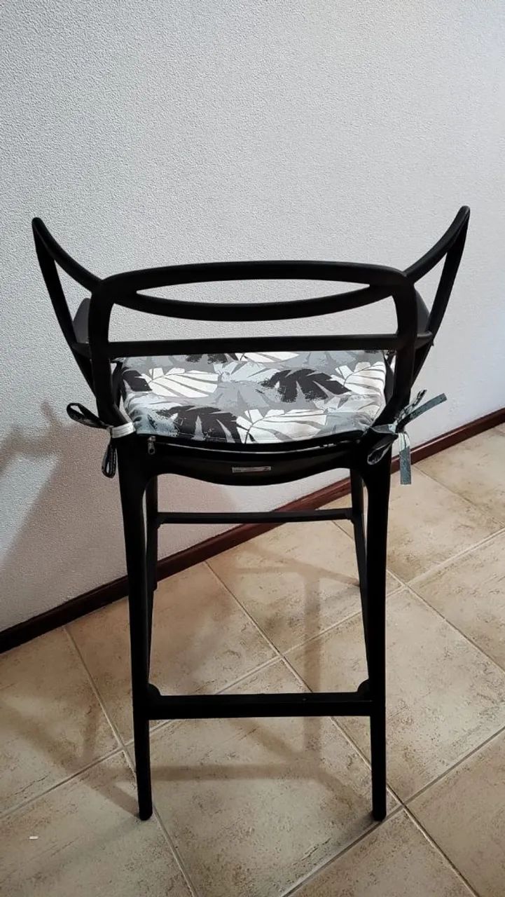 Banquetas preta com almofada  - Foto 2