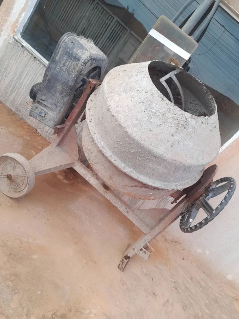 Betoneira usada64198293628035120