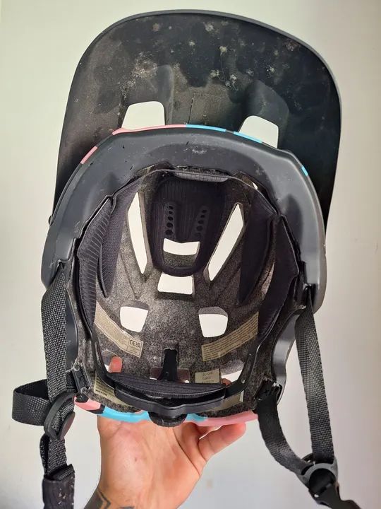 Capacete bat fox tamanho 56 a 62 - Foto 4