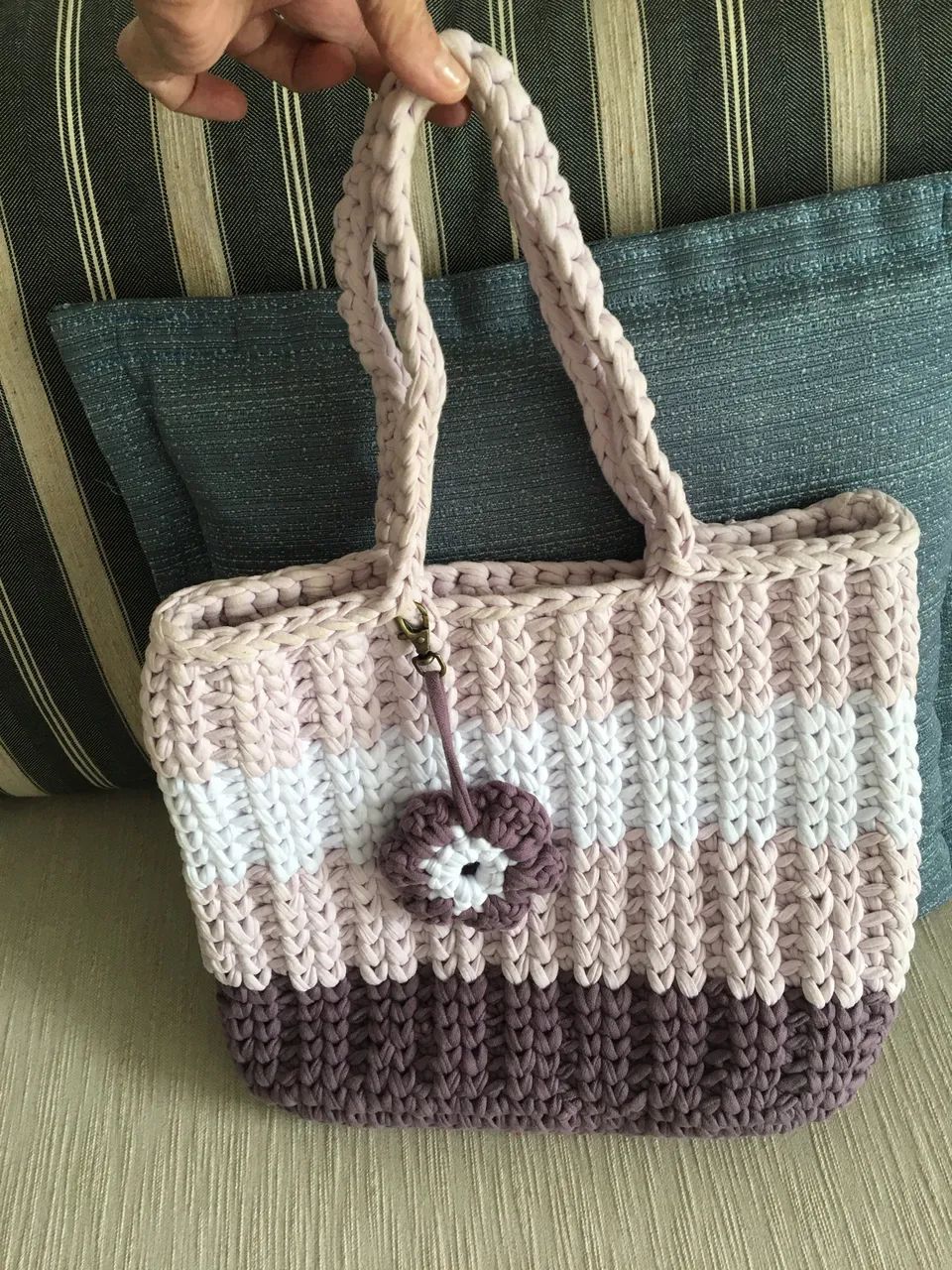 Bolsa artesanal feita a mão 