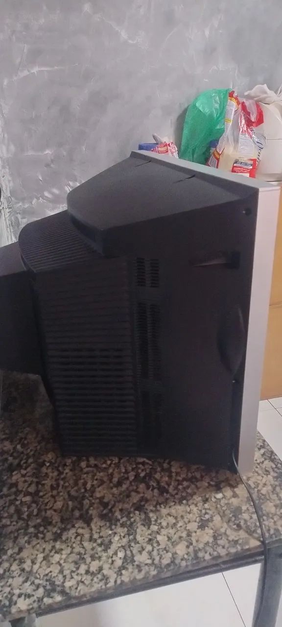 TV LG Flatron 29 polegadas Slim - Tela Plana (Ideal para Retro Games / PS2 / Wii - Foto 2