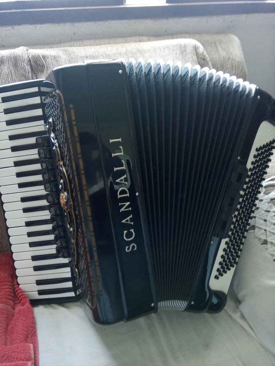Acordeon Scandalli Preto