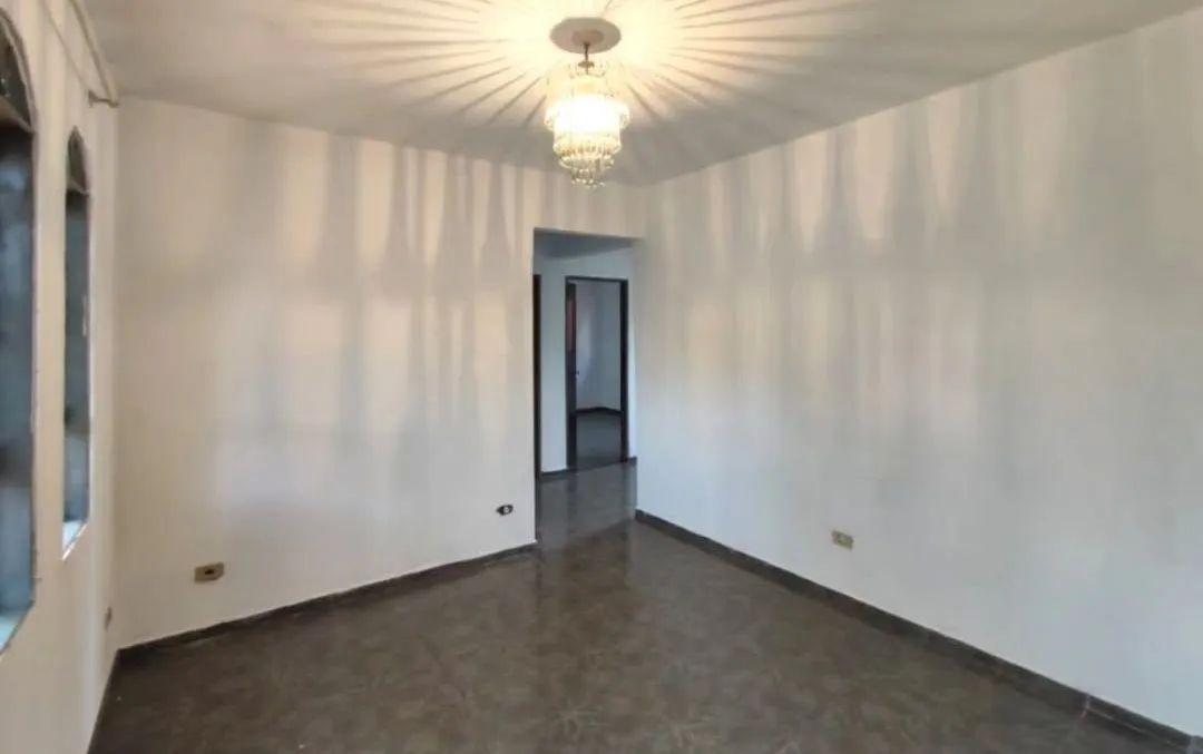 VS 37 CASA DISPONÍVEL 
