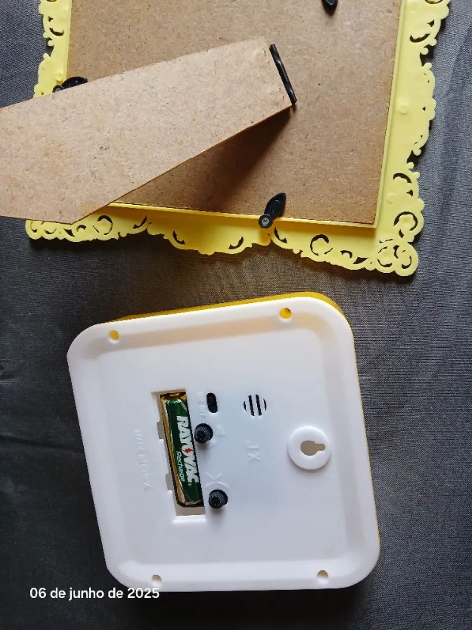 Relógio + porta retrato amarelinhos - Foto 4