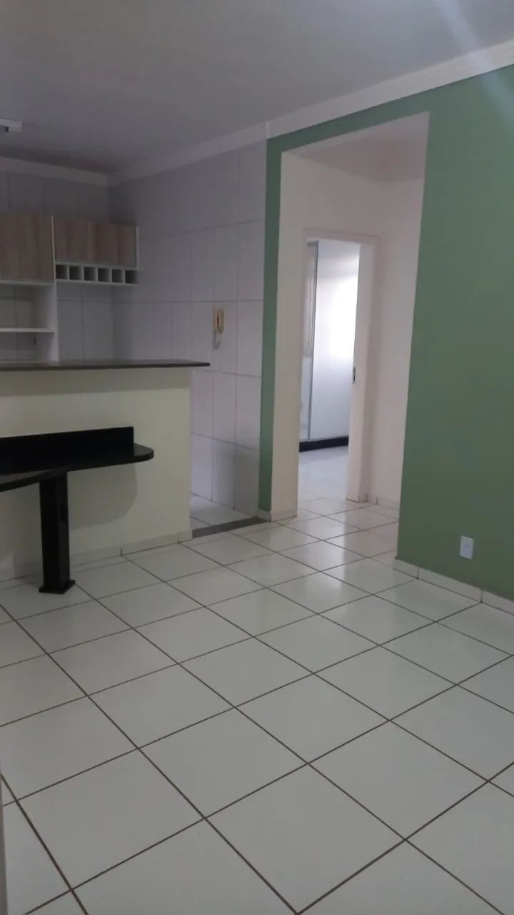 Ótimo Apartamento de 2 Dormitórios - Garagem e Lazer no Condomínio!
