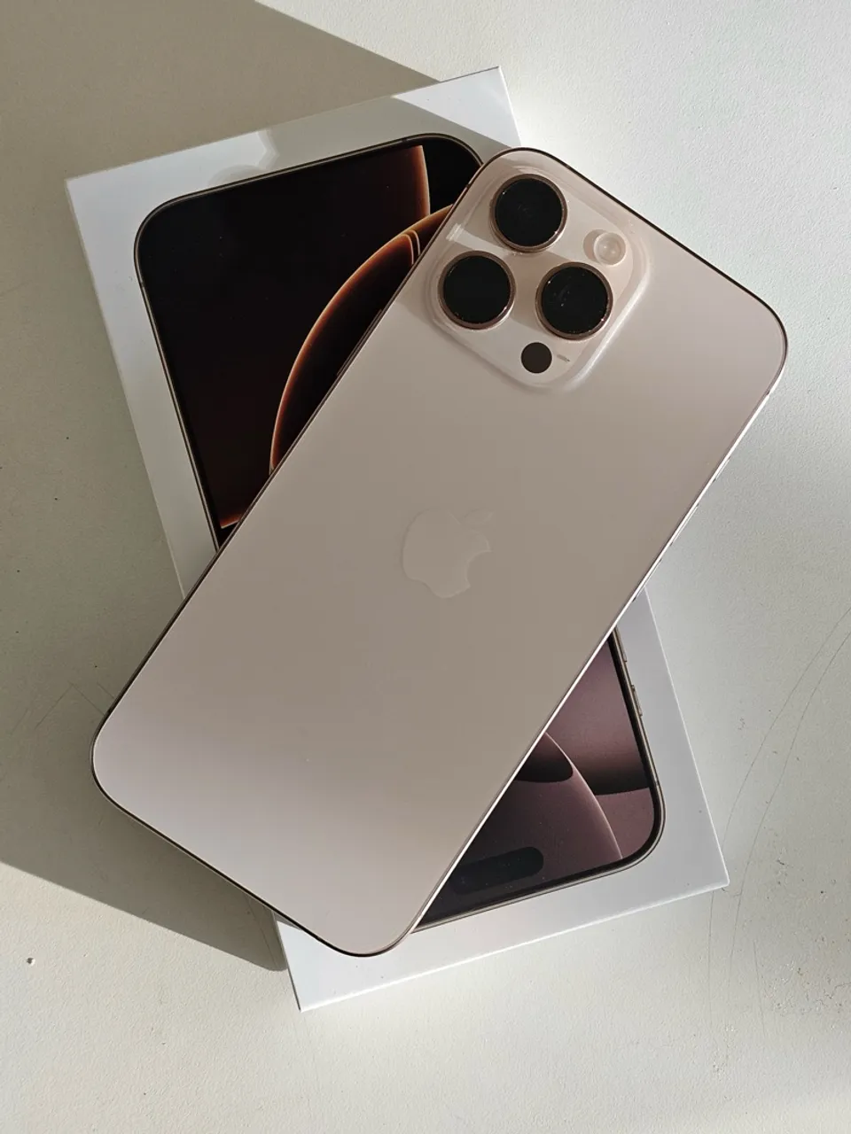 Smartphone Celular apple iphone 16 pro max 512GB chip físico + e-sim na caixa nota fiscal