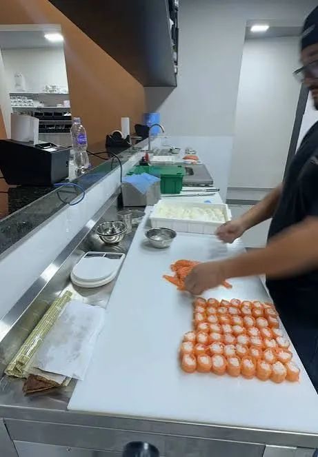 VAGA PARA SUSHIMAN PRODUÇÃO