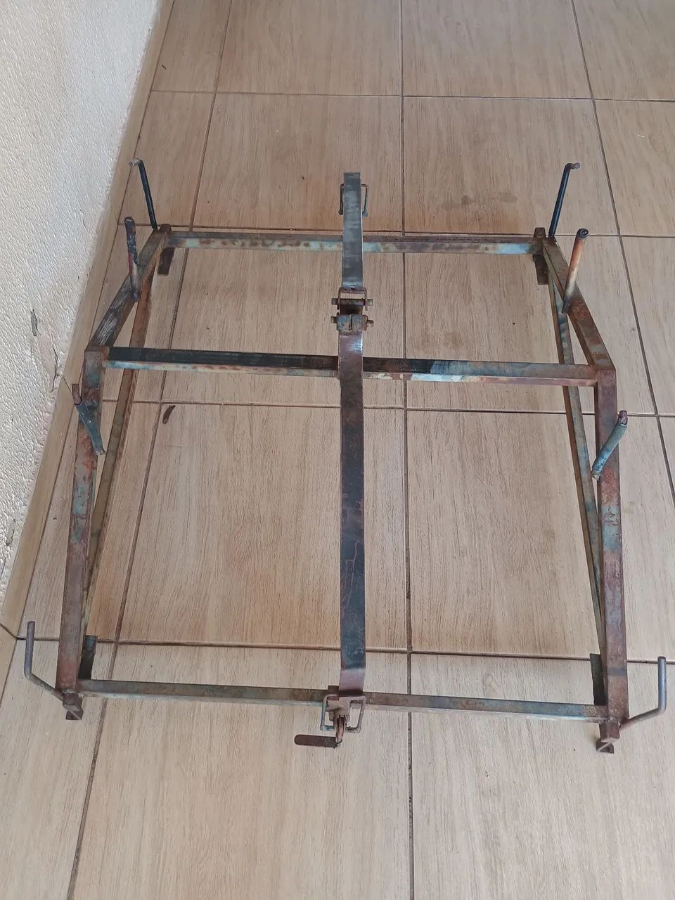 Bagageiro de teto bem conservado.  - Foto 4