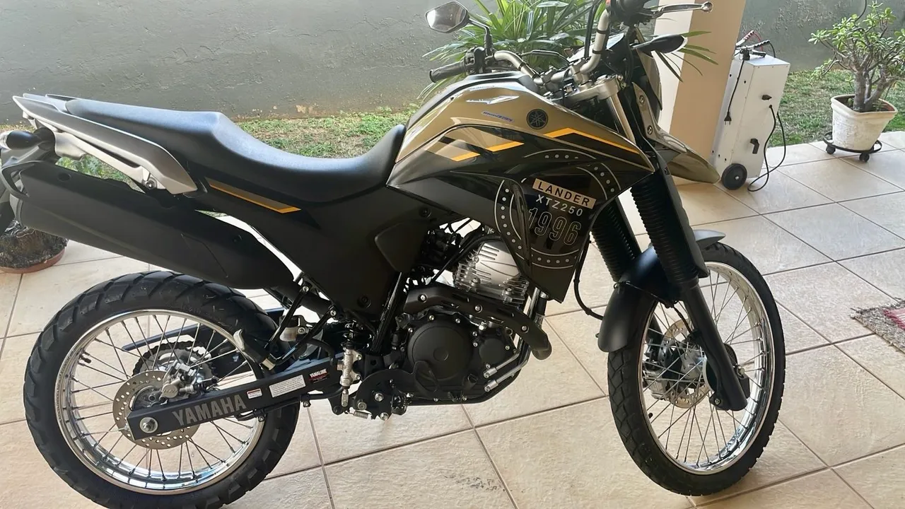 Moto Yamaha/XTZ250 LANDER