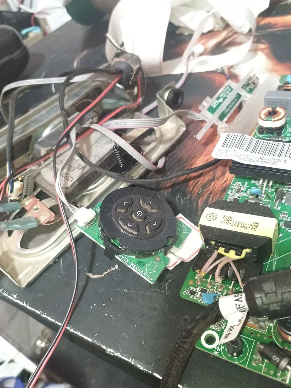 Placa principal tv DLED L40S4700FS completa igual a foto