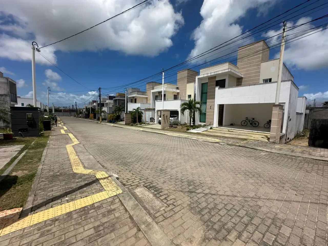 OPORTUNIDADE! Vendo lotes de 200 m² em condomínio fechado no Parque das Nações - Parnamiri