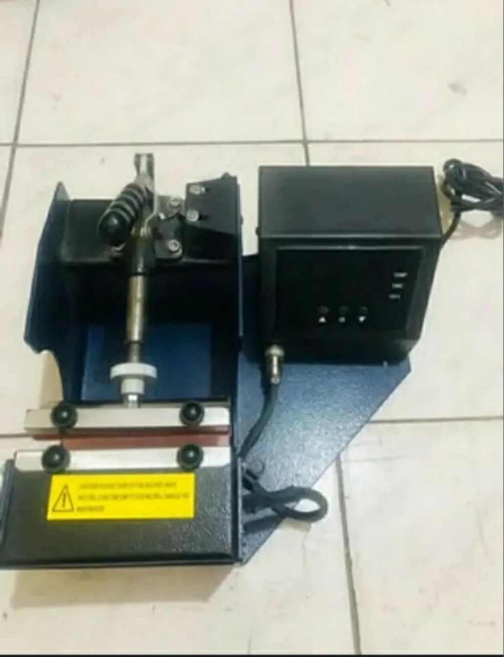 Máquina de estampar canecas  - Foto 3